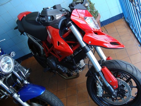 Ducati Hypermotard 796